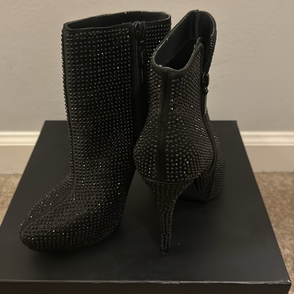 Report Signature Clarkson Crystal Stiletto Bootie - Picture 2 of 8